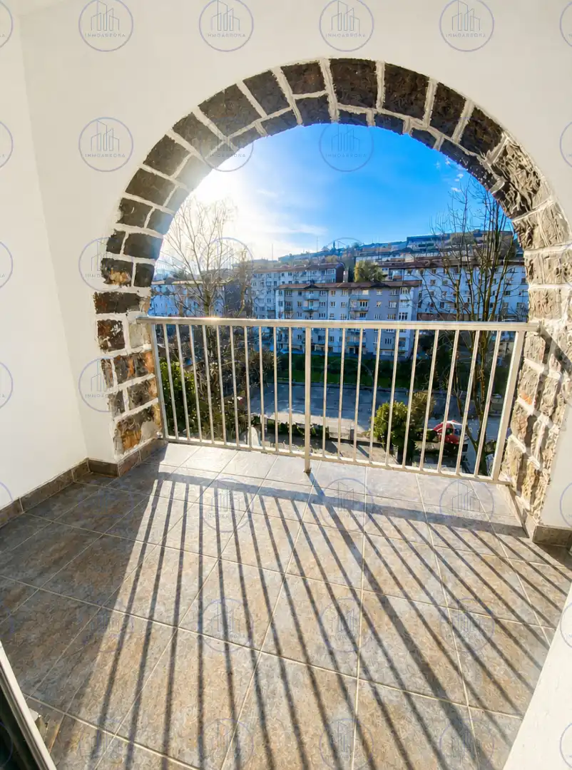 Terraza de Piso en venta en Errenteria con Calefacción, Terraza y Horno