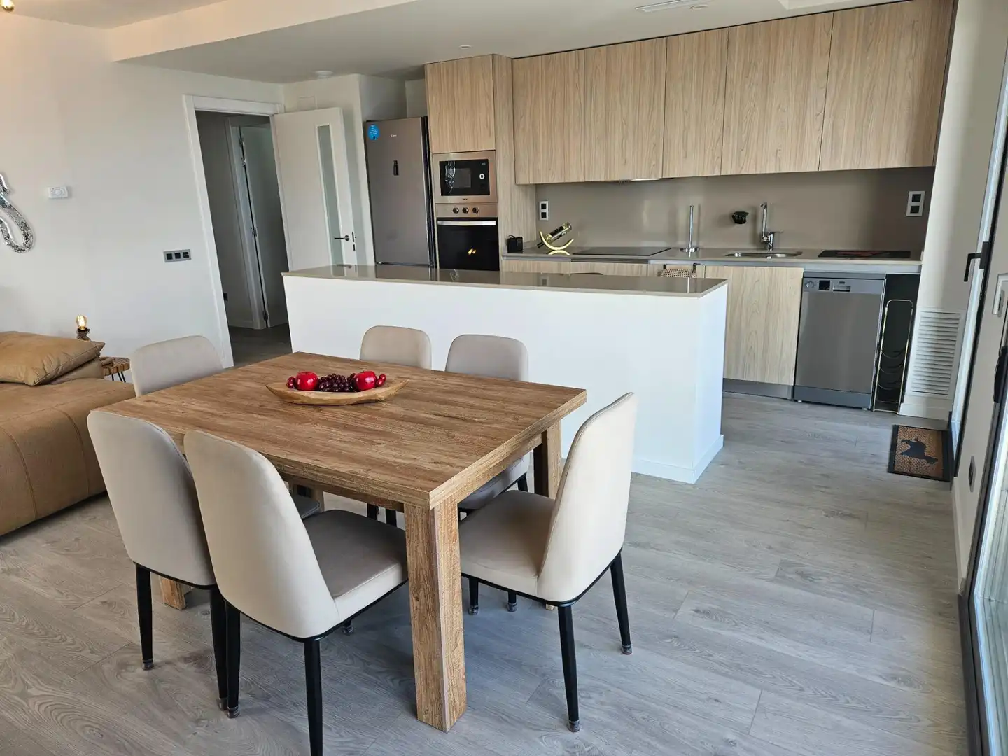 Kitchen of Flat for rent in Badalona  with Air Conditioner, Parquet flooring and Terrace