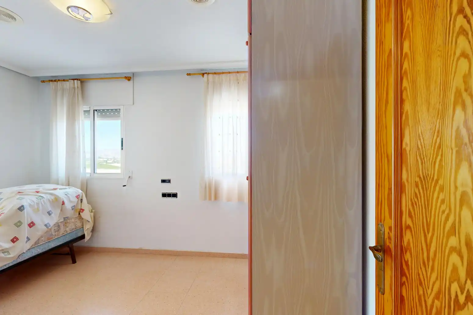 Einfamilien-Reihenhaus zum Verkauf in Murcia mit Klimaanlage, Heizung und Terrasse