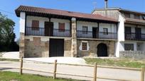 Vista exterior de Casa o xalet en venda en Bareyo amb Terrassa