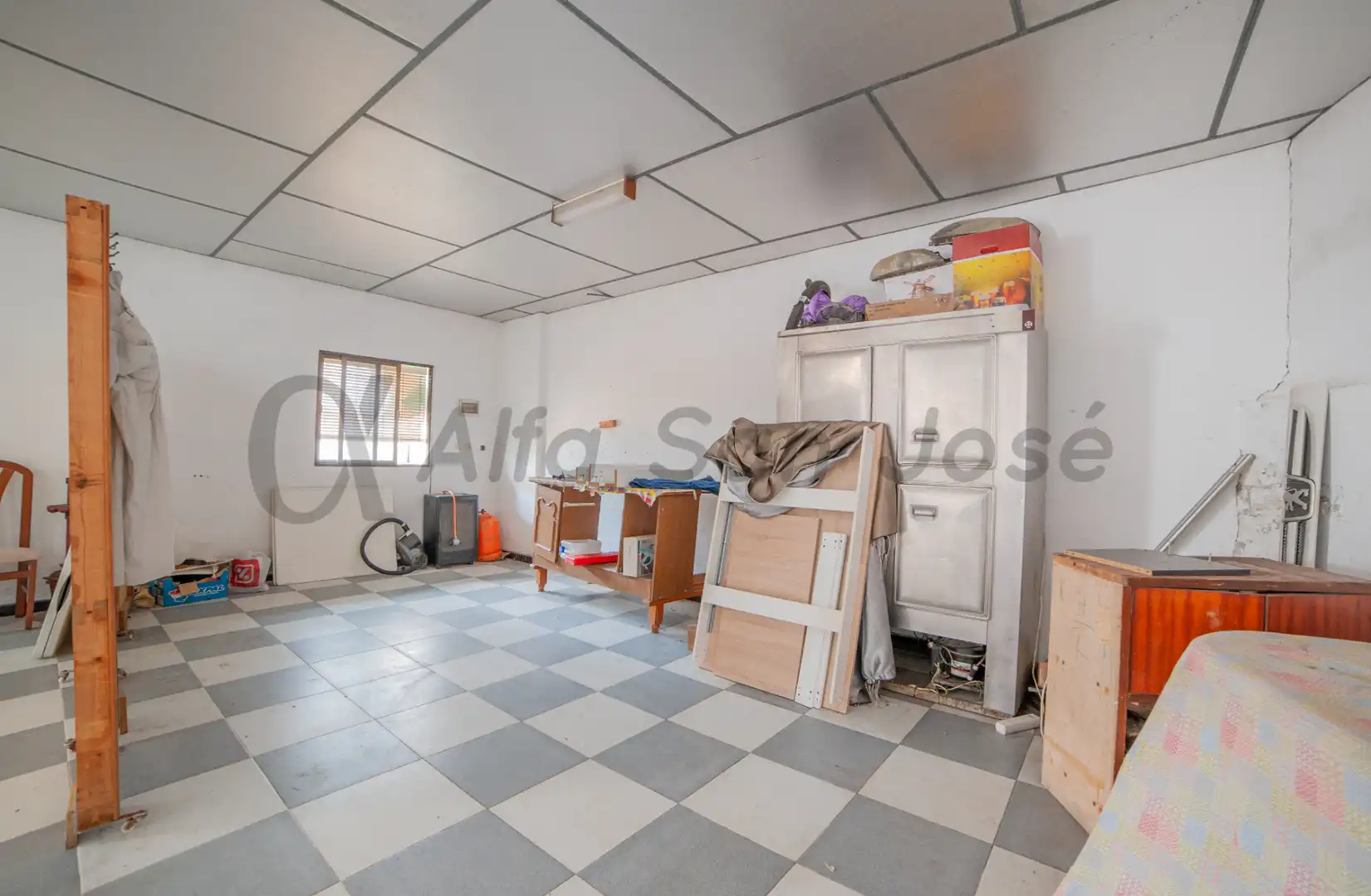 Casa adosada en venda en La Rinconada amb TV