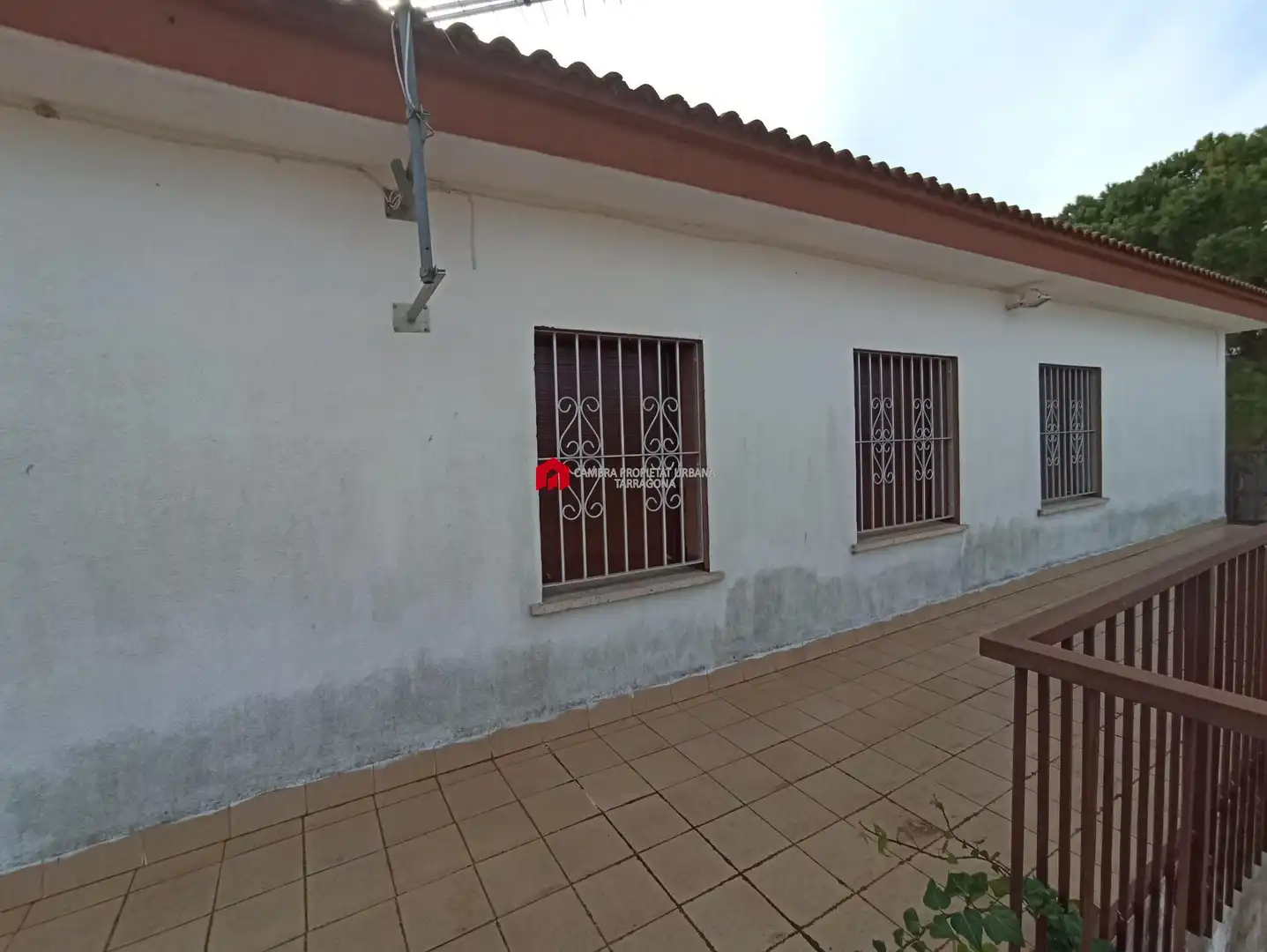 Vista exterior de Finca rústica en venda en L'Aldea amb Aire condicionat, Calefacció i Jardí privat