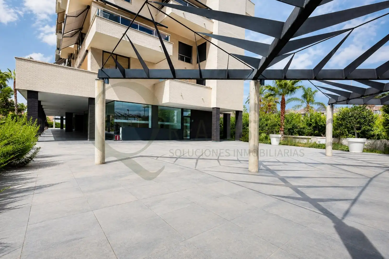 Terraza de Ático en venta en Alicante / Alacant con Aire acondicionado, Calefacción y Jardín privado