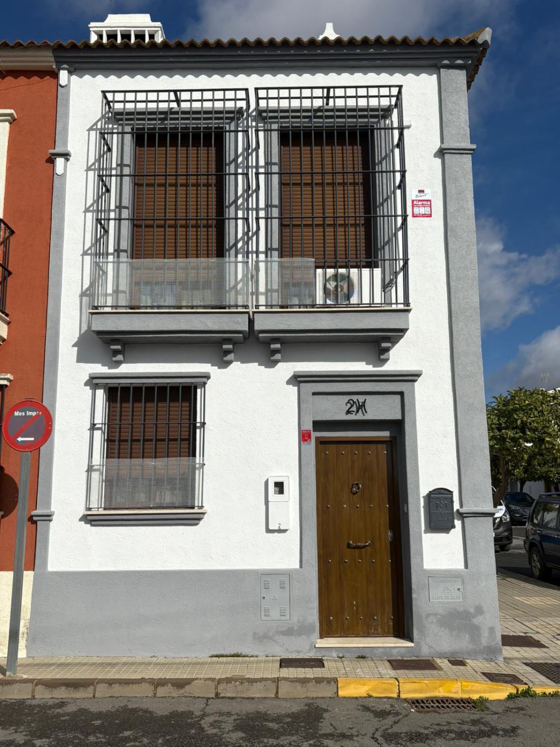 Exterior view of Single-family semi-detached for sale in Bollullos Par del Condado  with Air Conditioner, Heating and Storage room