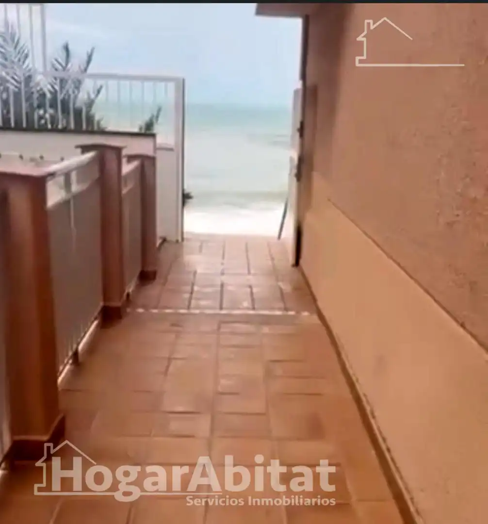 Terrassa de Pis en venda en Tavernes de la Valldigna amb Aire condicionat, Calefacció i Terrassa