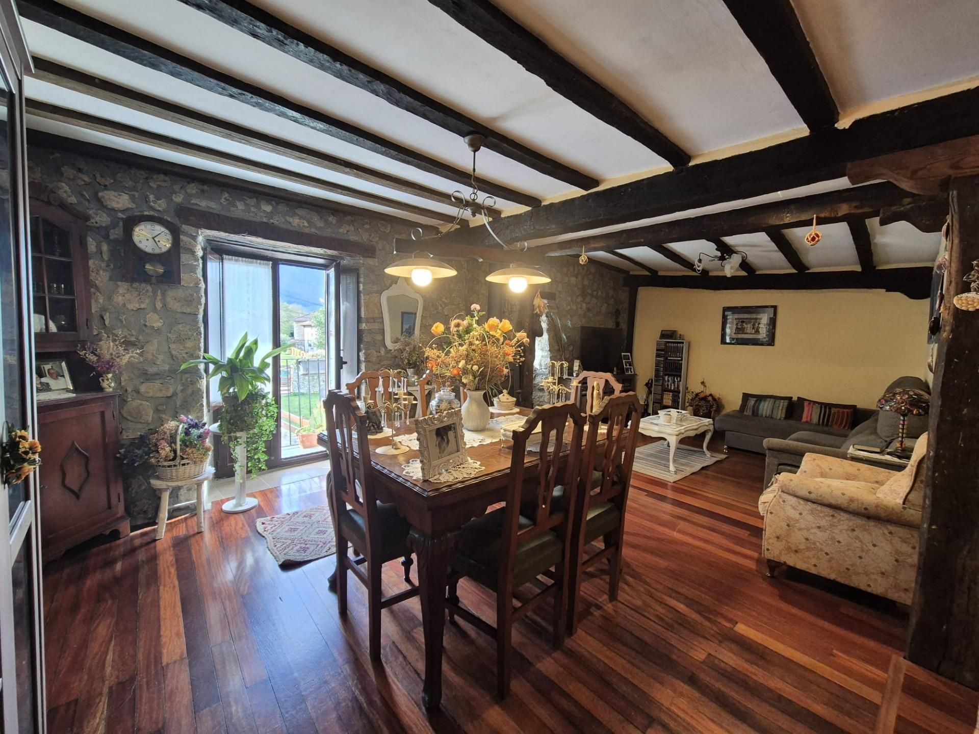 Dining room of Single-family semi-detached for sale in Valle de Mena  with Balcony