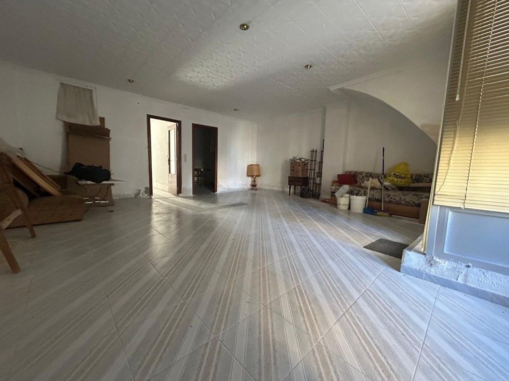 Erdgeschoss zum Verkauf in Calle Pasillo