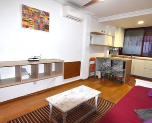 Living room of Study to rent in  Madrid Capital  with Air Conditioner and Heating