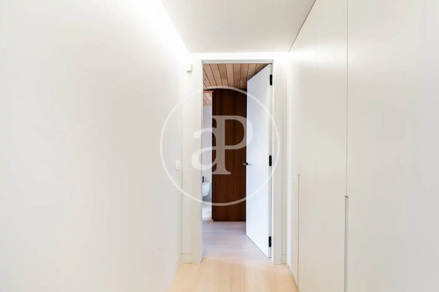 Piso de alquiler en Barcelona con Aire acondicionado, Calefacción y Jardín privado