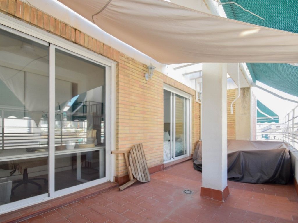 Terrasse von Dachboden zum Verkauf in  Granada Capital