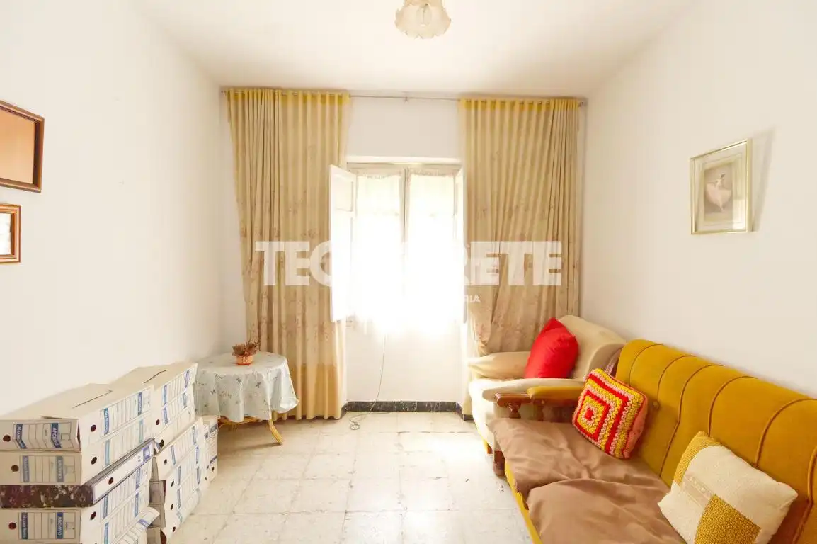 Sala de estar de Casa adosada en venta en Consuegra con Jardín privado