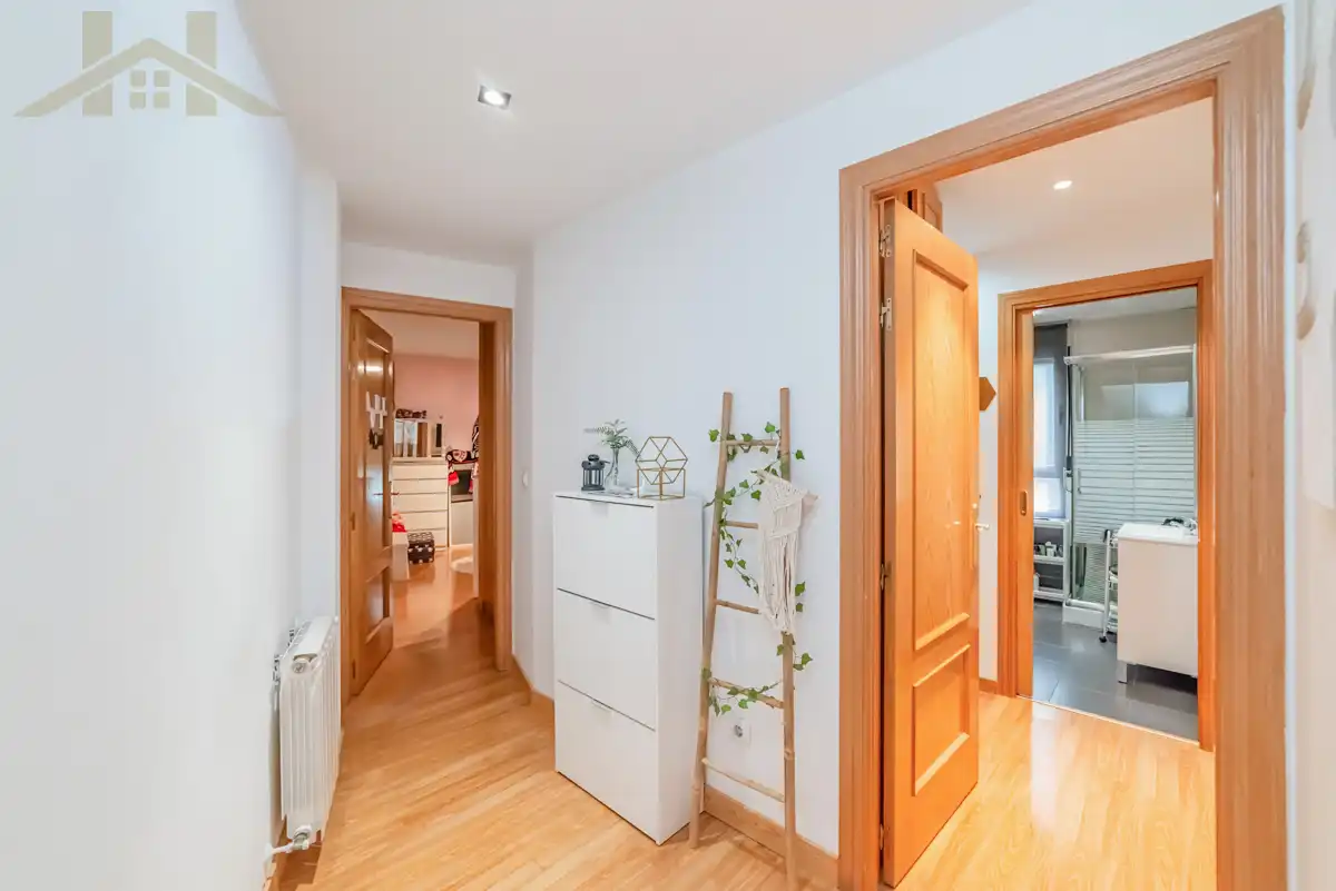 Wohnung zum Verkauf in San Martín de la Vega mit Klimaanlage, Heizung und Terrasse