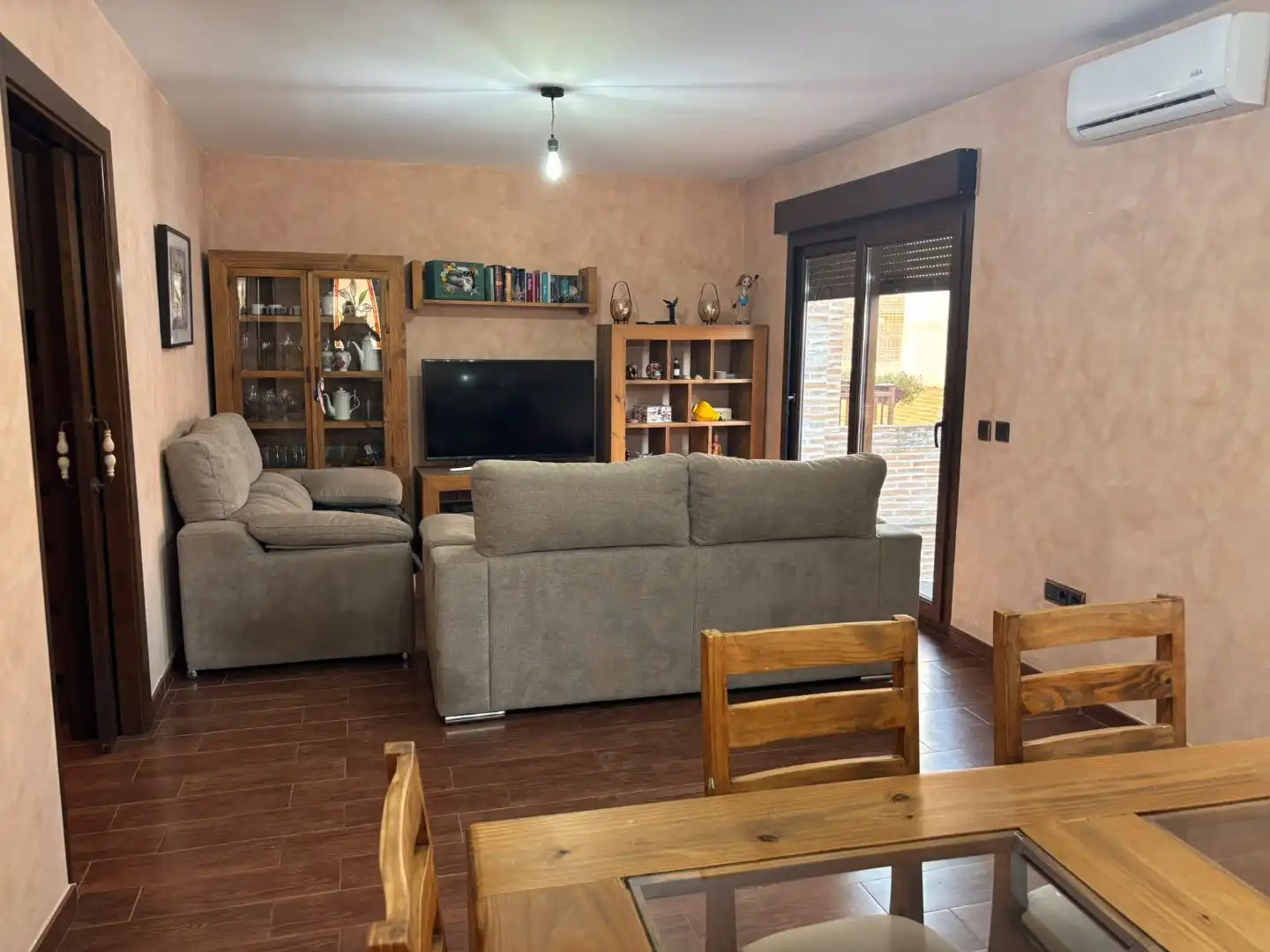 Sala d'estar de Casa o xalet en venda en San Martín de la Vega amb Aire condicionat