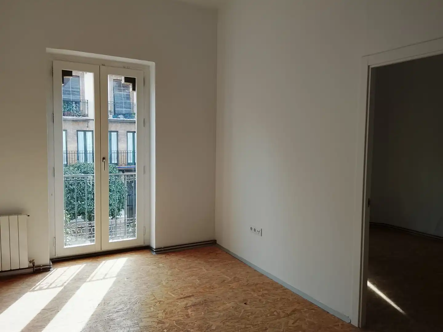 Bedroom of Flat for rent in Sevilla  with Air Conditioner, Heating and Parquet flooring