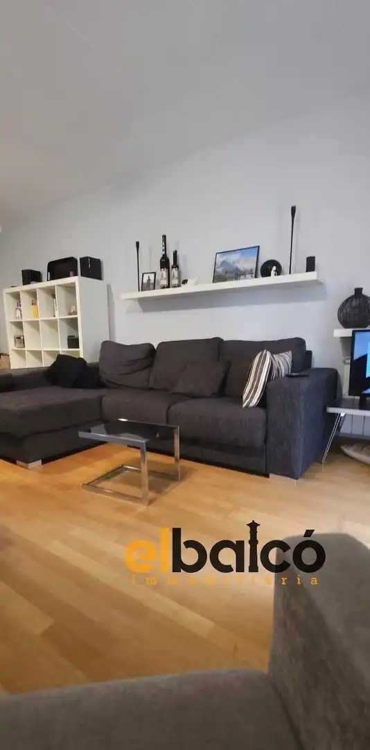 Sala d'estar de Pis en venda en Reus amb Calefacció, Parquet i Terrassa