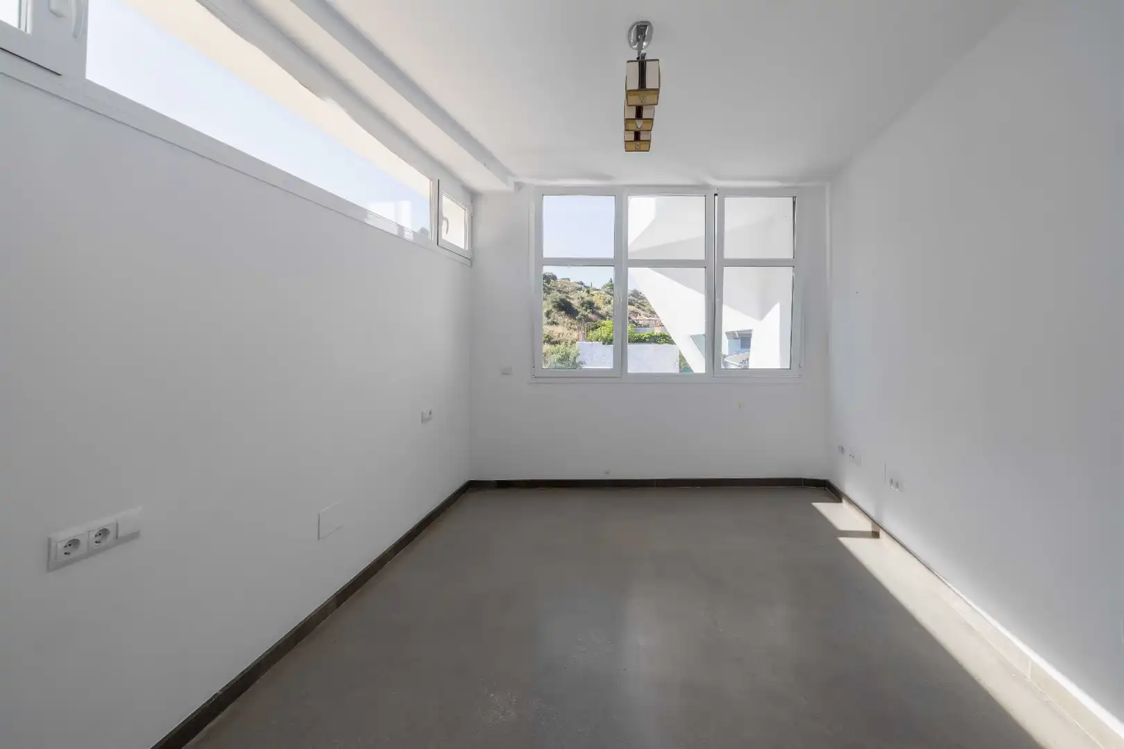 Houses for sale in Málaga  with Air Conditioner, Heating and Private garden