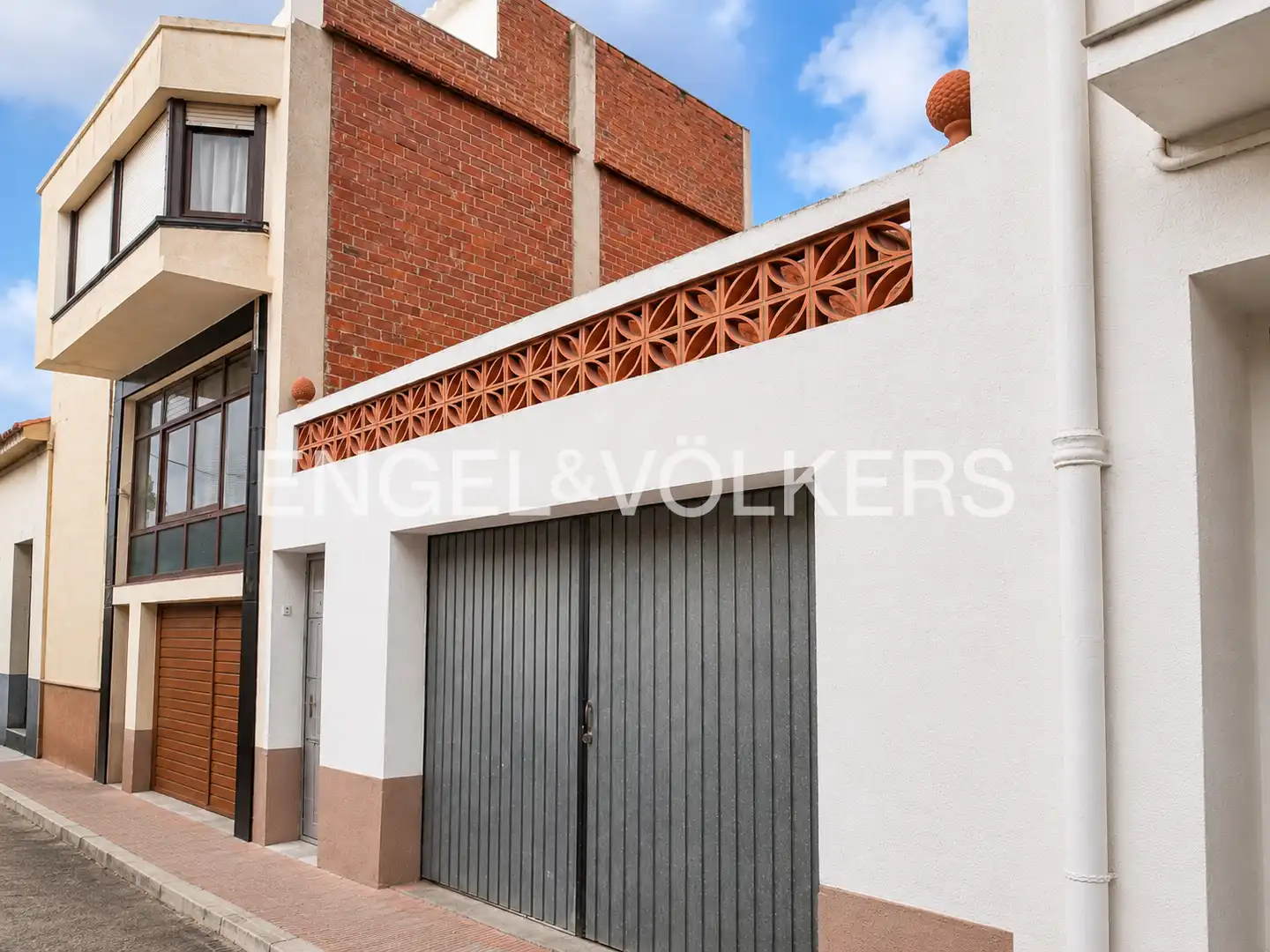 Exterior view of Houses for sale in Pineda de Mar  with Heating, Private garden and Terrace