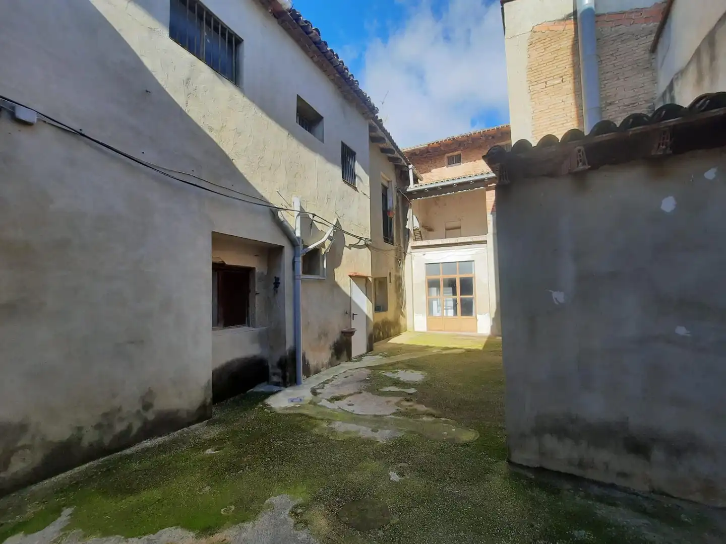 Vista exterior de Casa o xalet en venda en Alcàntera de Xúquer amb Jardí privat i Terrassa