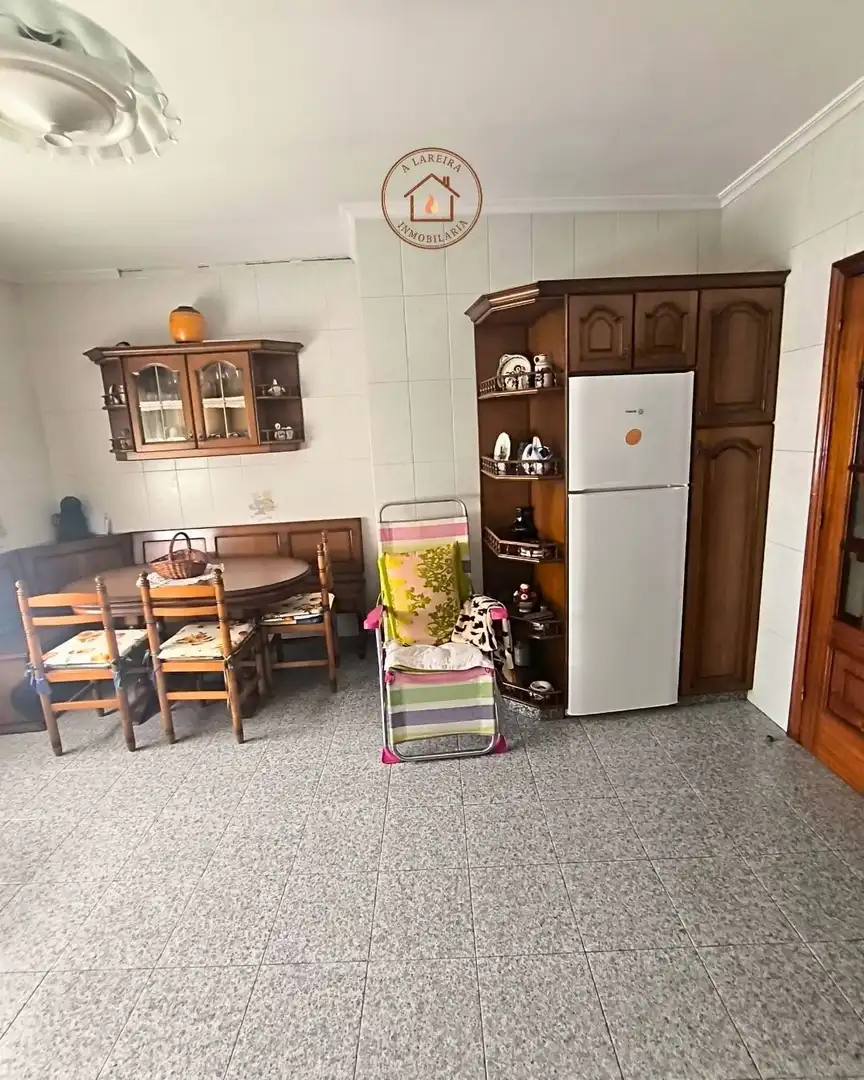 Cuina de Casa o xalet en venda en Pantón amb Calefacció, Jardí privat i Terrassa