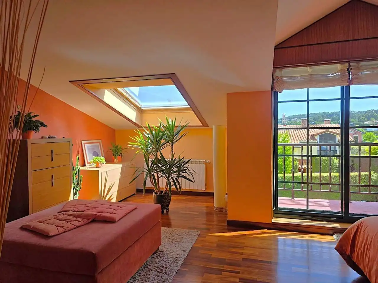 Schlafzimmer von Einfamilien-Reihenhaus zum Verkauf in Sada (A Coruña) mit Klimaanlage, Heizung und Privatgarten