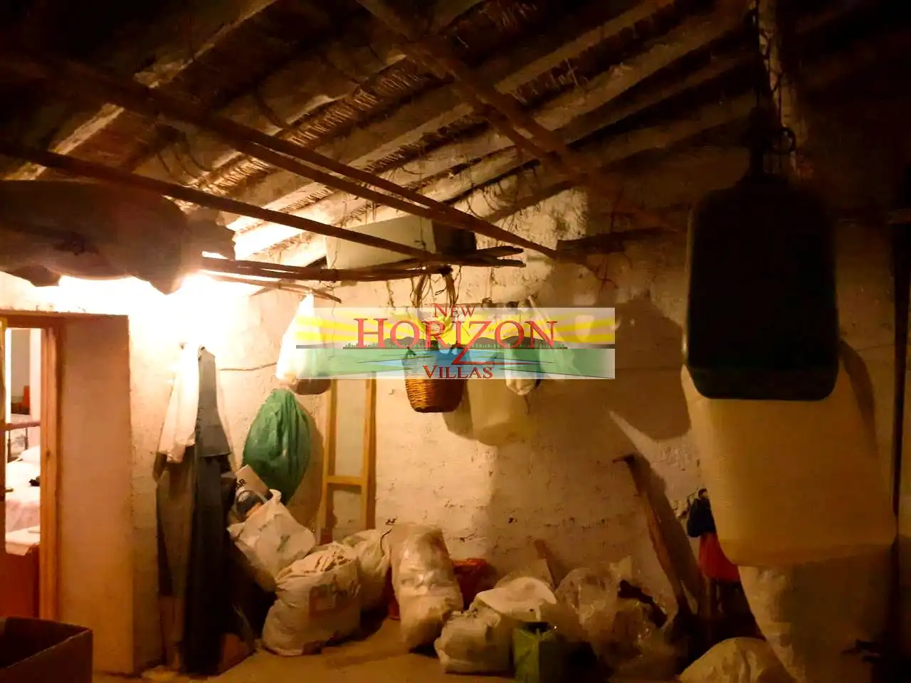 Country homes for sale in Oria