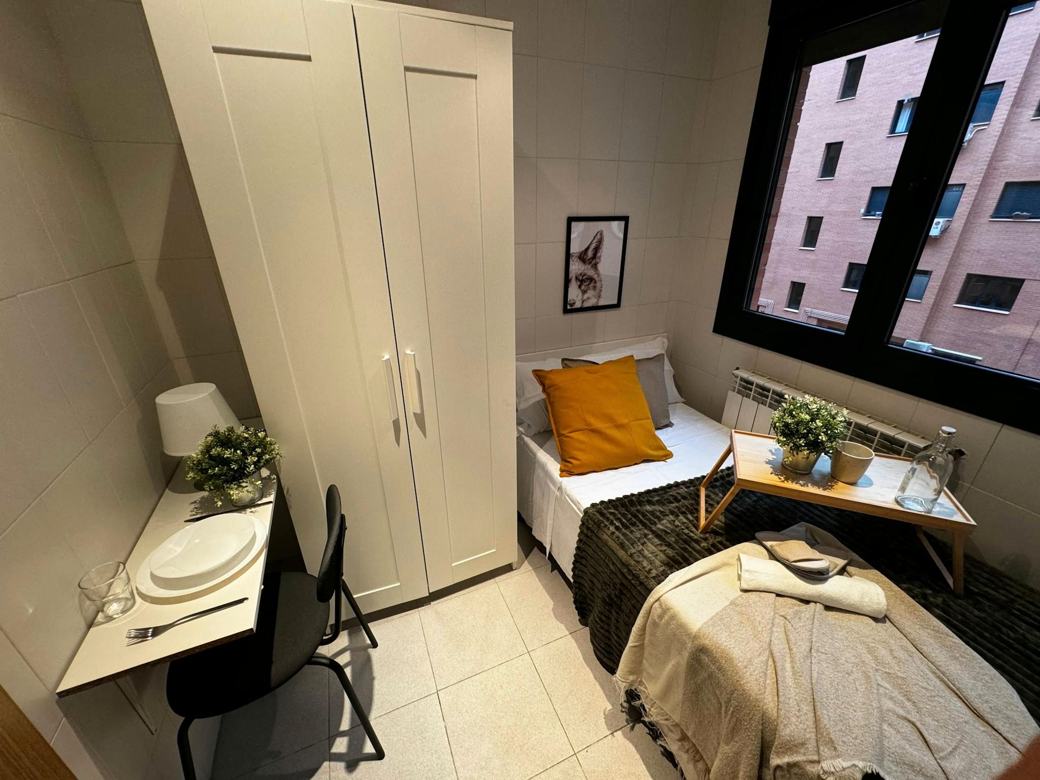 Bedroom of Flat to share in  Madrid Capital  with Heating, Private garden and Washing machine