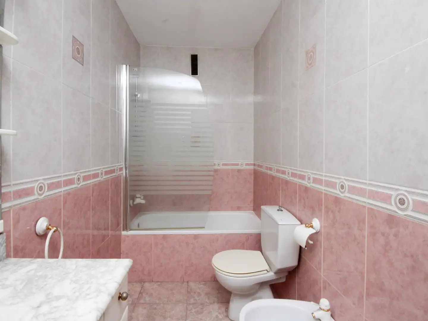 Baño de Piso en venta en Montcada i Reixac con Piscina comunitaria