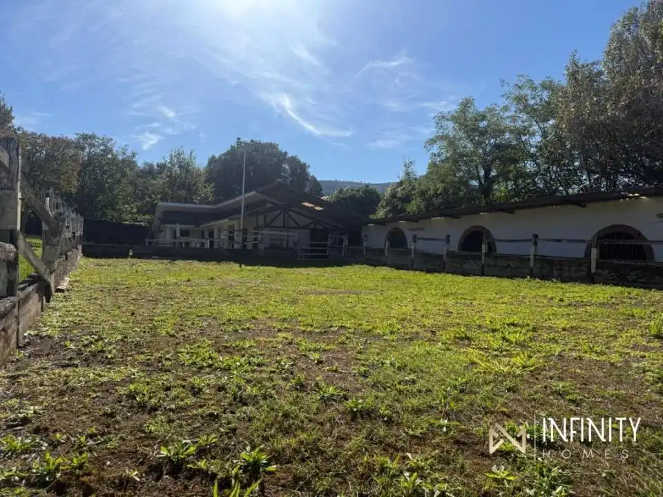 Vista exterior de Casa o chalet en venta en Lezama con Calefacción, Jardín privado y Terraza
