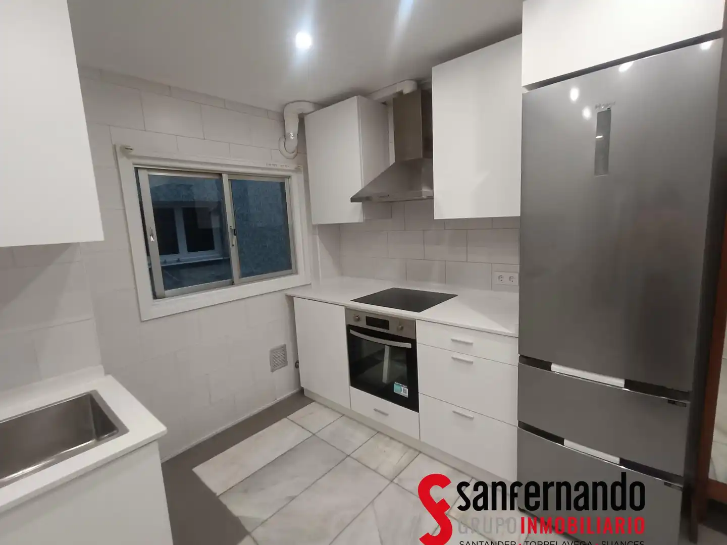 Kitchen of Flat for rent in Santander  with Heating, Parquet flooring and Balcony
