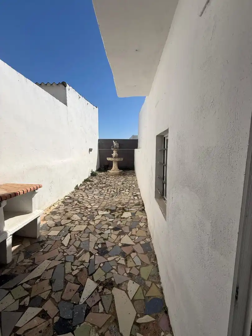 Vista exterior de Casa o chalet en venta en Fernán-Núñez con Terraza