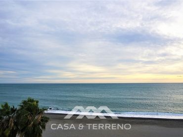 Apartament amb ascensor en venda a Caleta de Vélez
