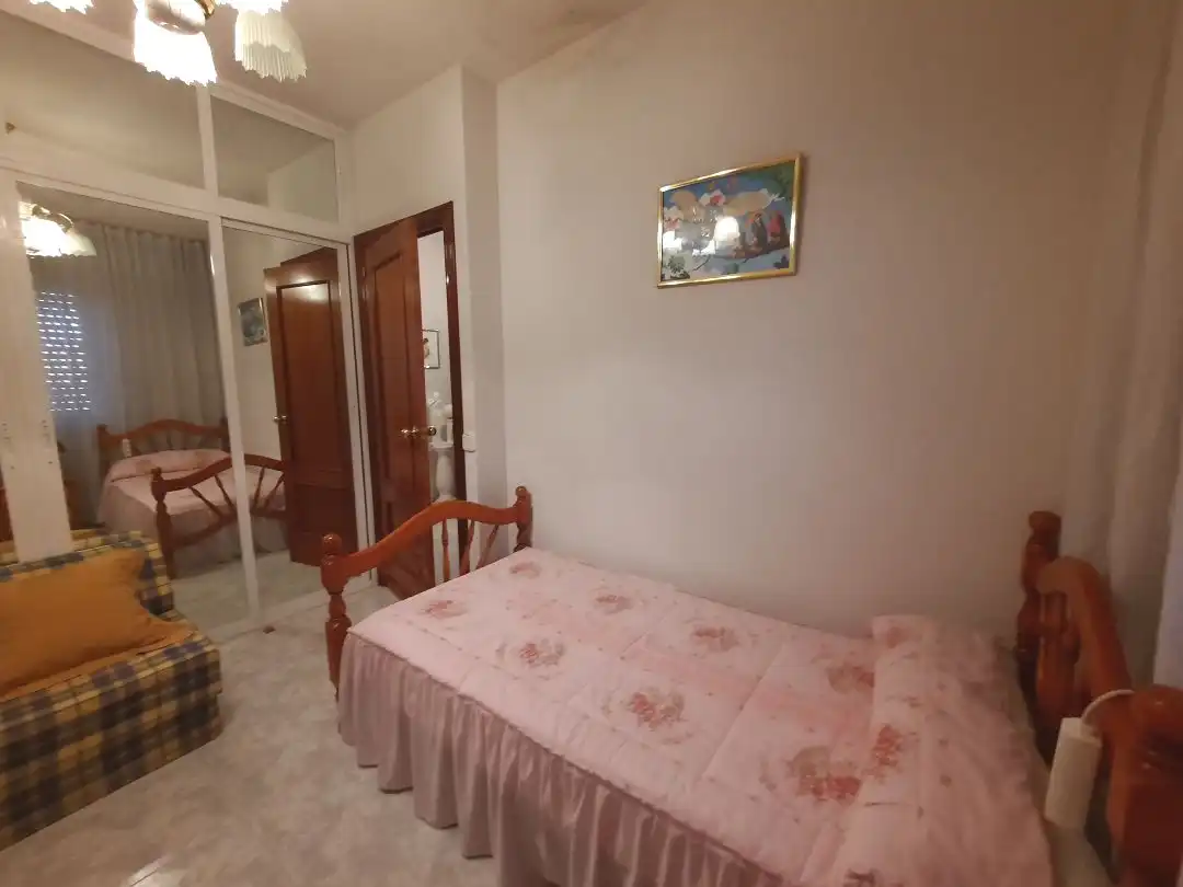 Casa adosada en venta en Hormigos