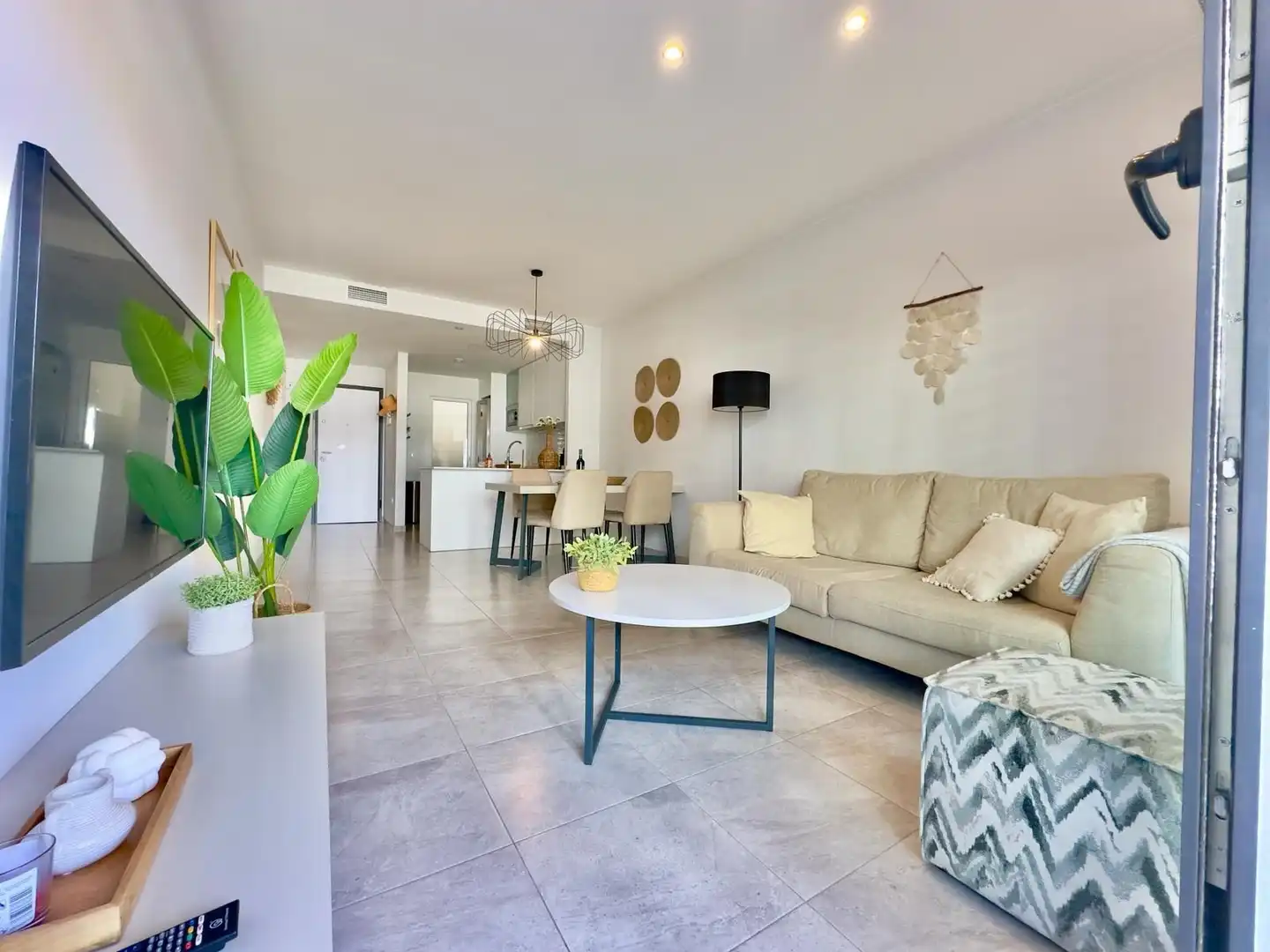 Apartment with pool for sale in Orihuela Costa