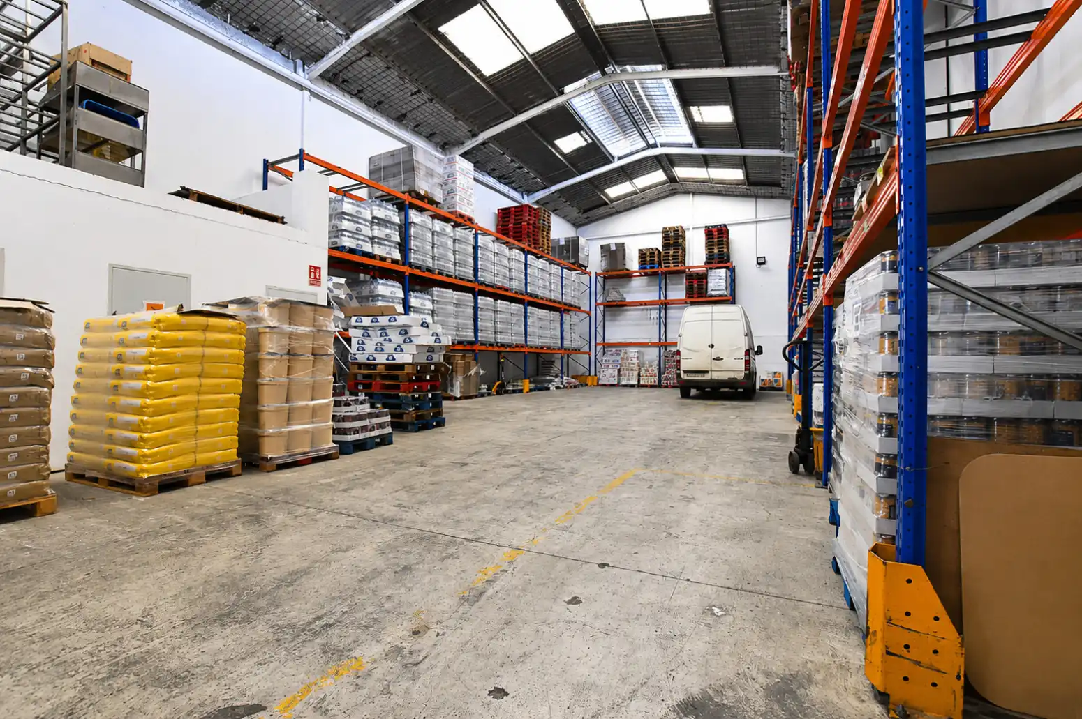 Fabrikhallen zur Miete in Rafelbuñol / Rafelbunyol