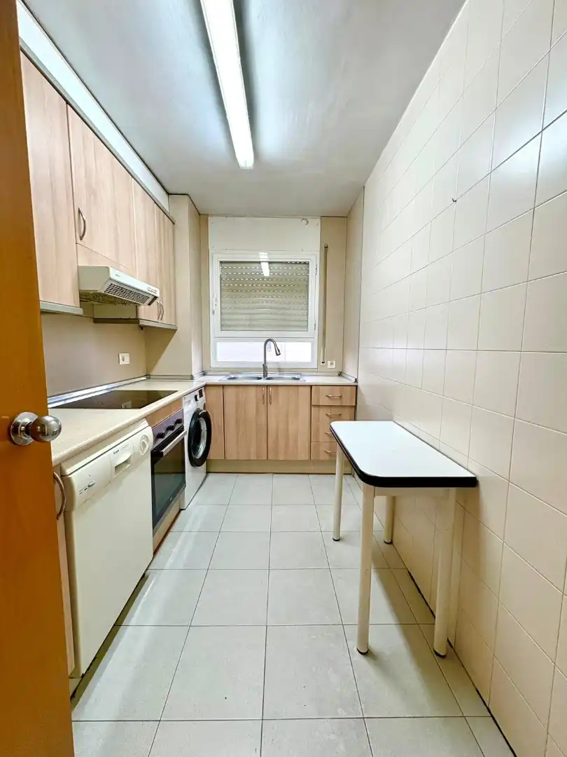 Küche von Wohnung zum Verkauf in Terrassa mit Klimaanlage, Heizung und Möbliert