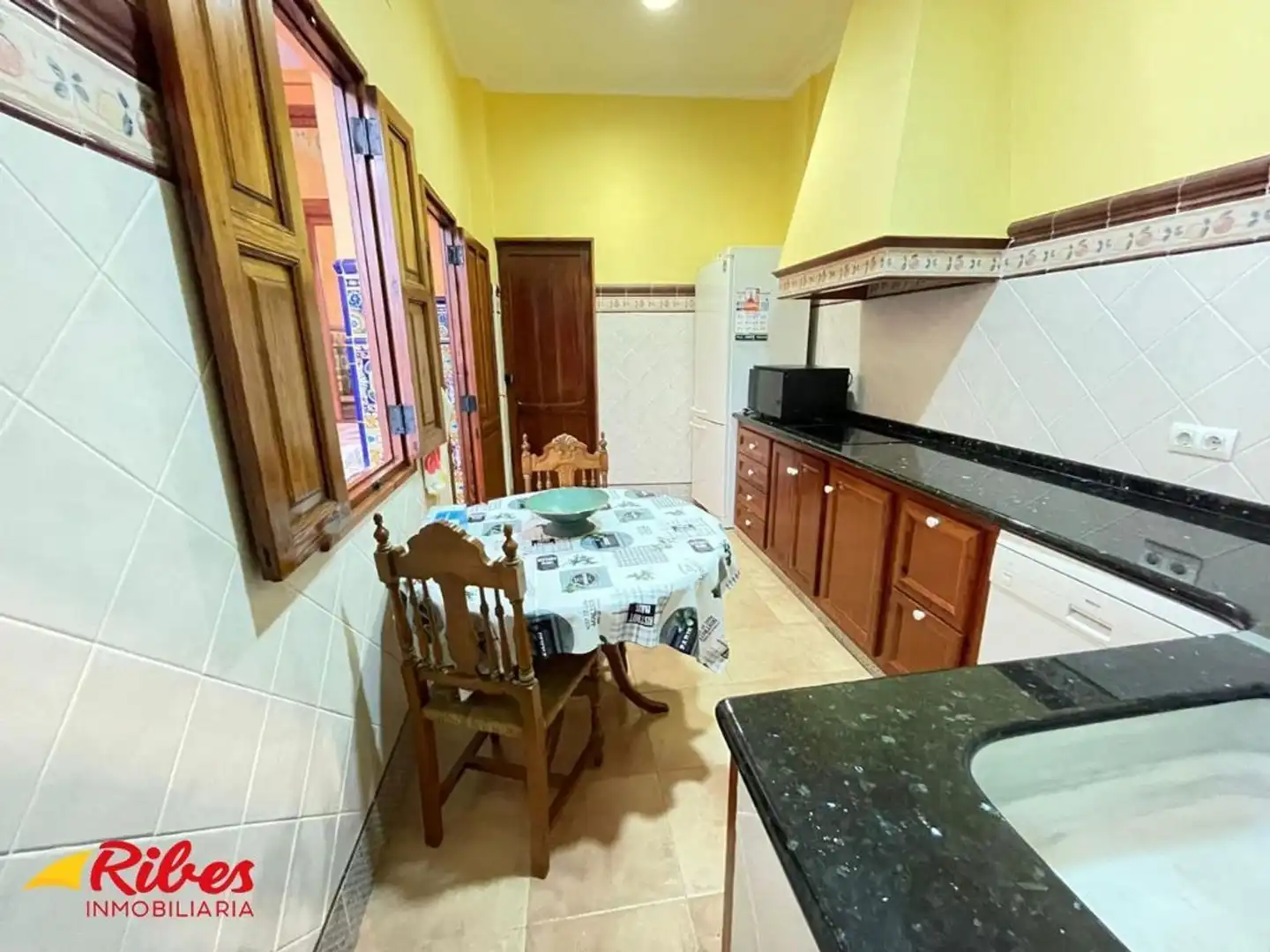 Cuina de Casa o xalet en venda en Algemesí amb Terrassa i Traster