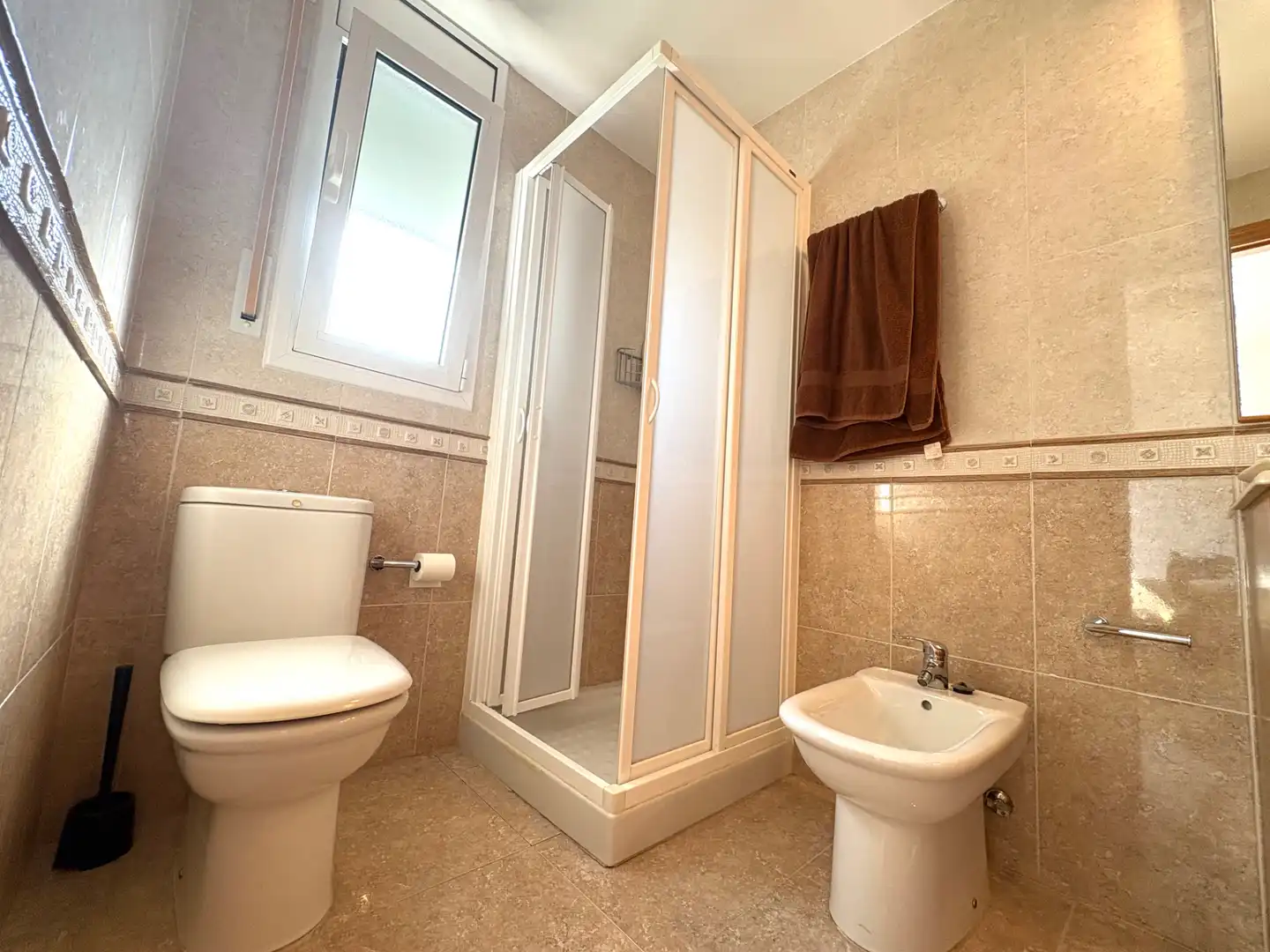 Baño de Casa adosada en venta en La Pobla de Montornès   con Calefacción, Jardín privado y Terraza