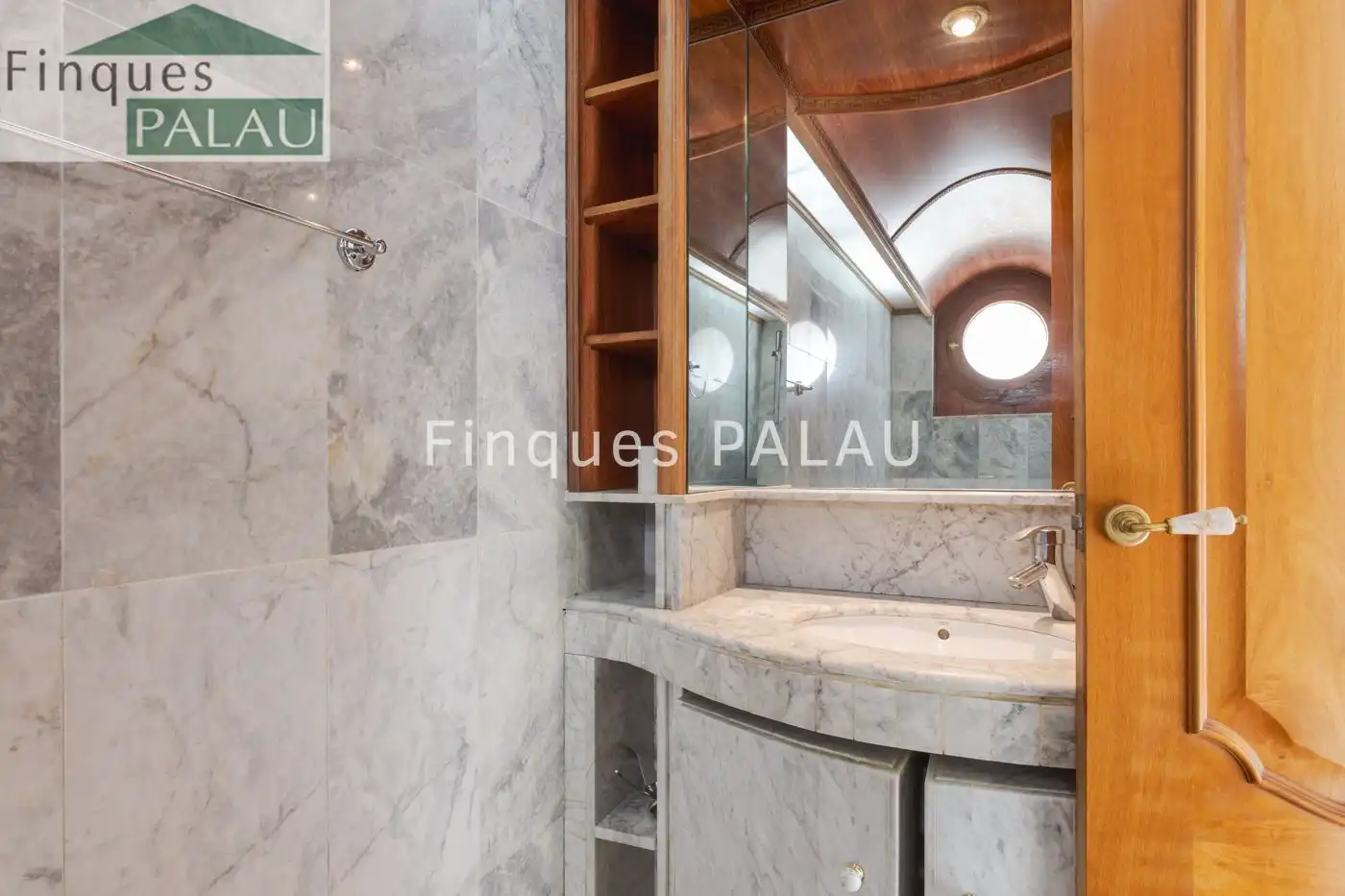 Bathroom of Houses for rent in Sant Joan Despí  with Air Conditioner, Heating and Private garden