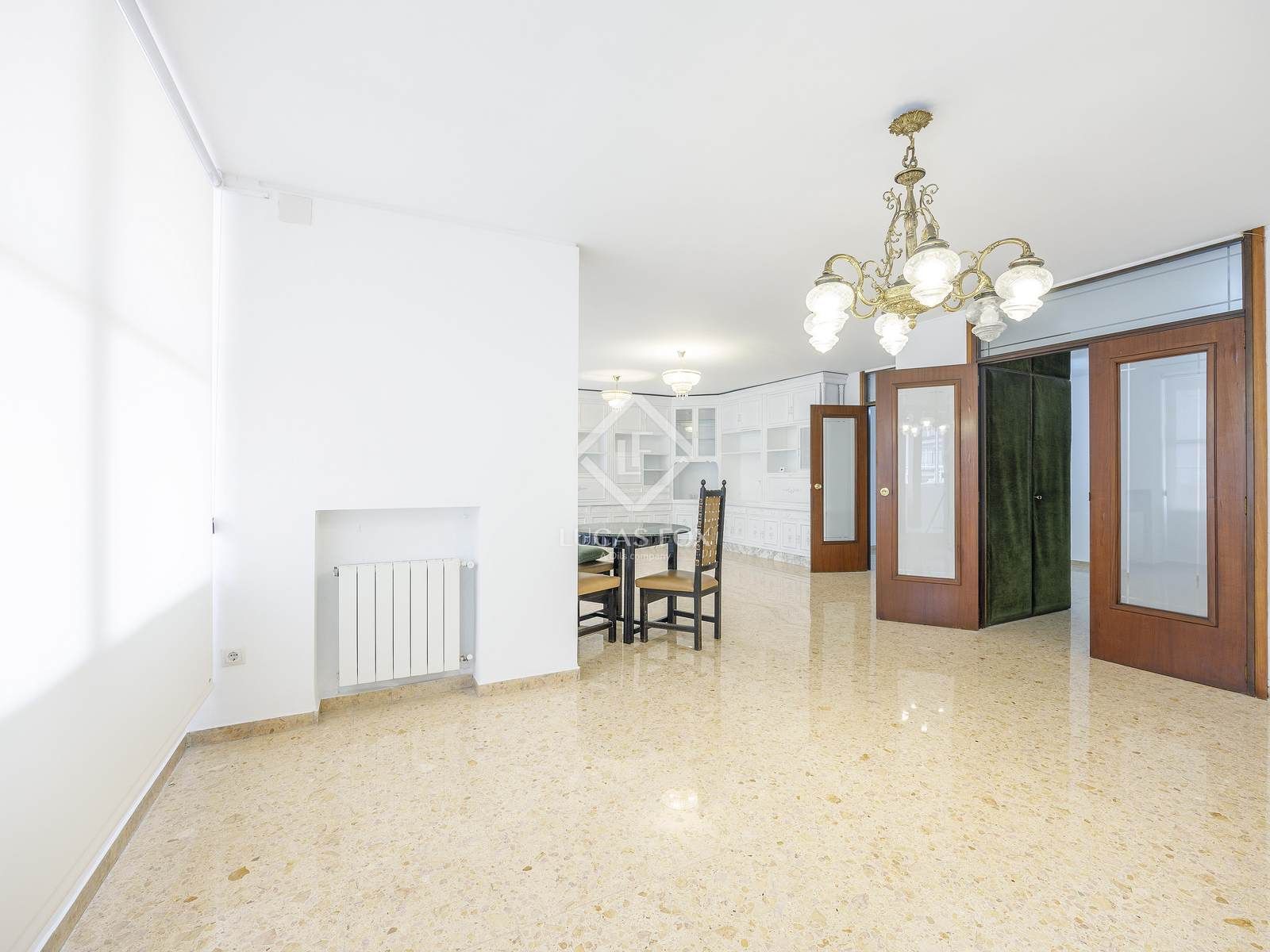 Flat to rent in  Valencia Capital  with Air Conditioner, Heating and Terrace