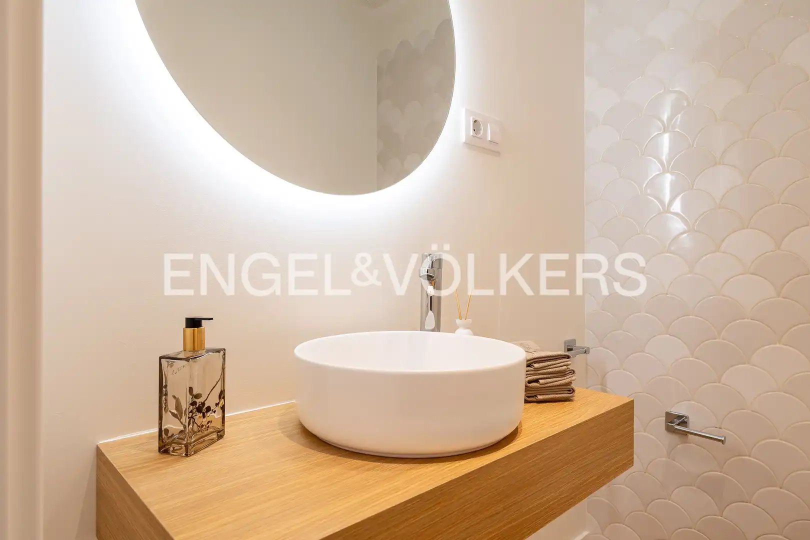 Baño de Piso en venta en Madrid con Aire acondicionado, Calefacción y Amueblado
