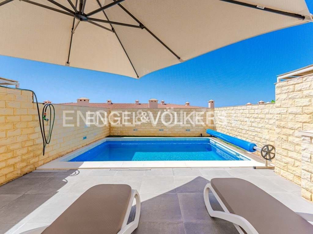 Piscina de Casa o xalet en venda en Santiago del Teide amb Aire condicionat, Terrassa i Piscina