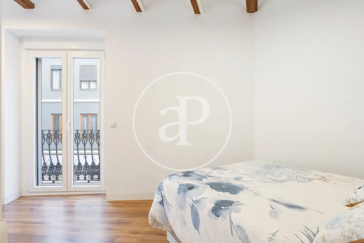 Habitación de Piso de alquiler en Valencia con Aire acondicionado, Calefacción y Amueblado