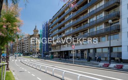 Vista exterior de Apartament en venda en Donostia - San Sebastián  amb Terrassa