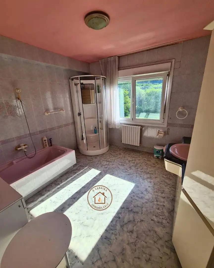 Baño de Casa o chalet en venta en Cerceda con Calefacción, Jardín privado y Amueblado