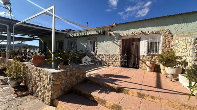 Casa-chalet en Venta en Monóvar  / Monòver