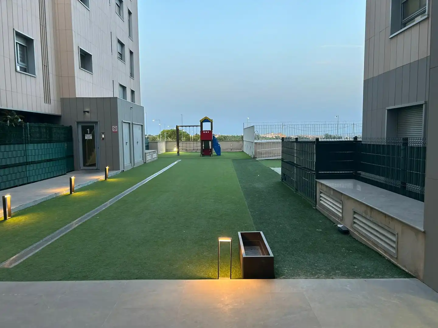Terraza de Piso en venta en Tomares con Aire acondicionado, Terraza y Amueblado