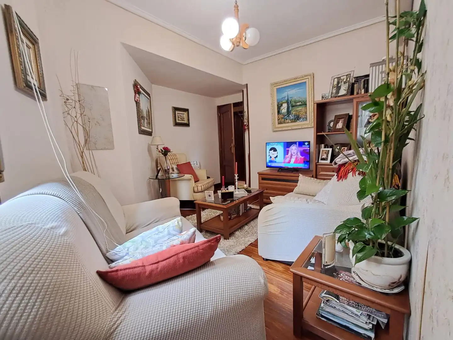 Wohnzimmer von Wohnung zum Verkauf in Barakaldo  mit Heizung, Möbliert und Ofen