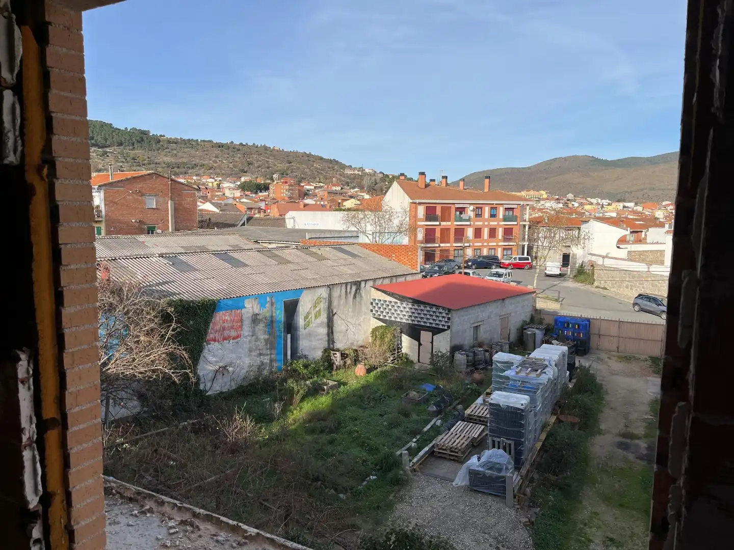 Buildings for sale in LAS PERALERAS, 8, El Tiemblo