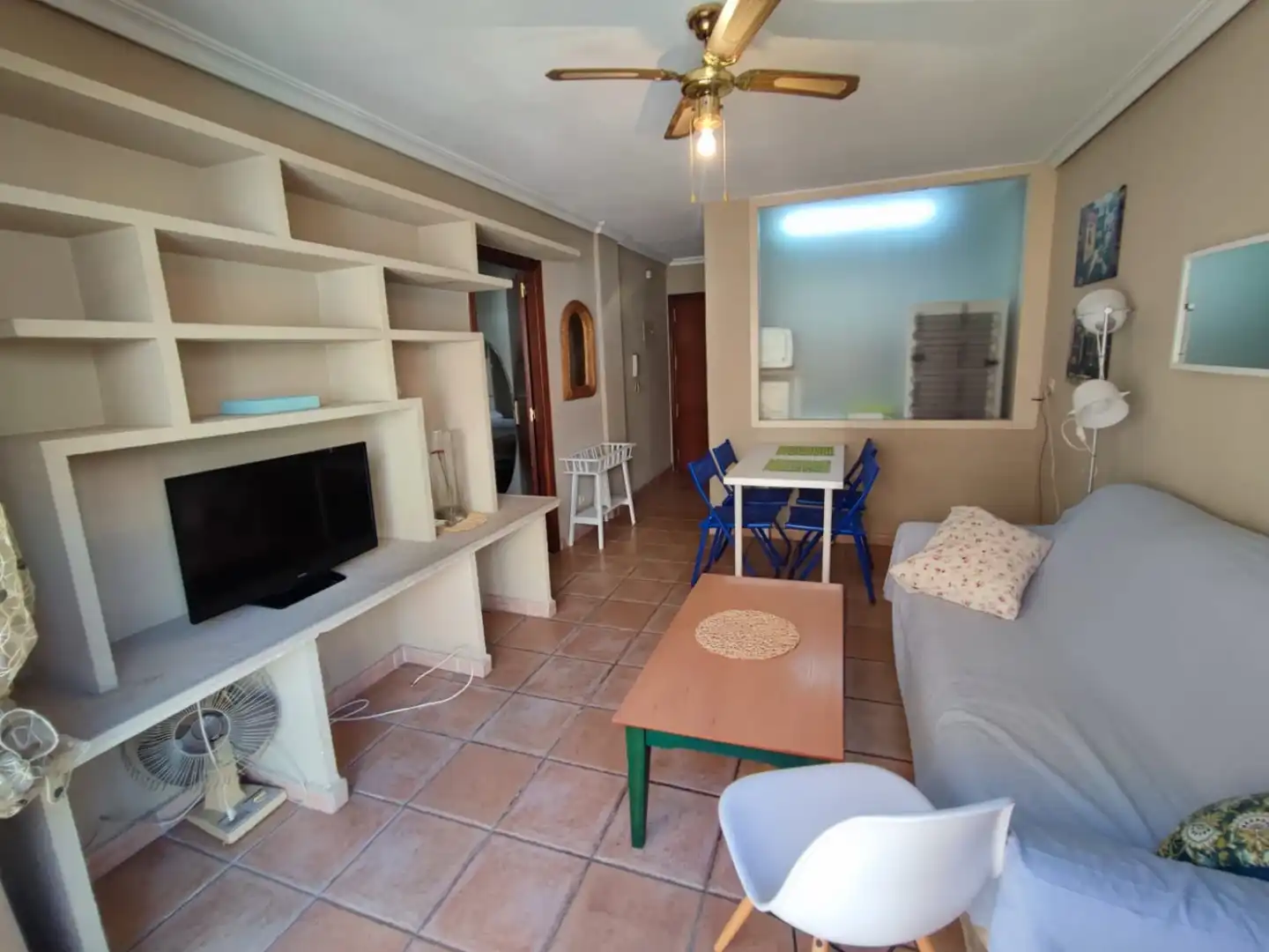 Sala d'estar de Apartament de lloguer en  Murcia Capital amb Aire condicionat, Calefacció i Moblat