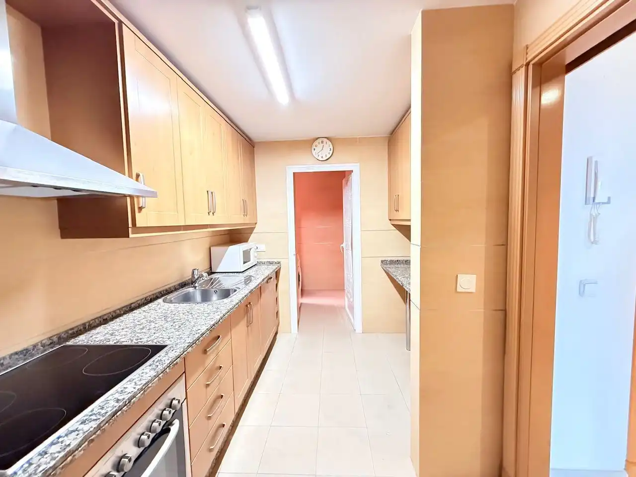 Cuina de Pis en venda en Torrox amb Aire condicionat, Calefacció i Terrassa